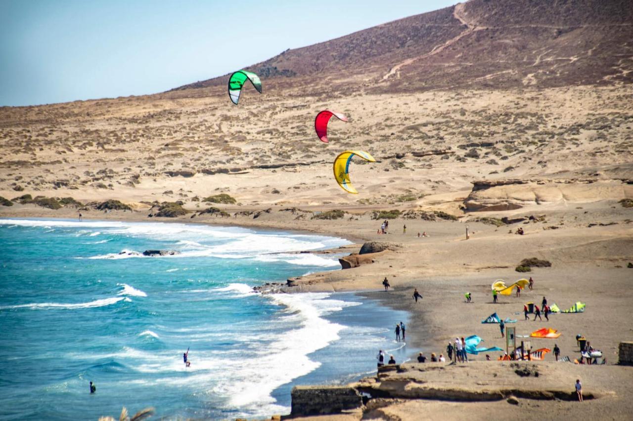 Alquilaencanarias- Medano Beach Tarajal El Medano  Exterior photo